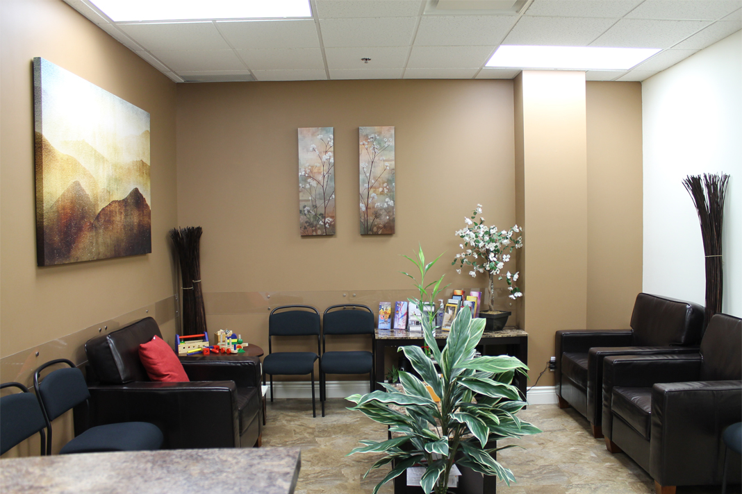 Salle d'attente du Centre Chiropratique Dre Roxane Bertrand, à Ste-Foy